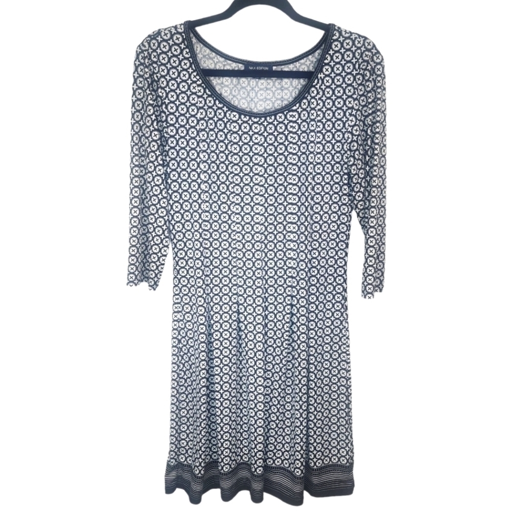MAX STUDIO Stretch Knee Length Dress Size L